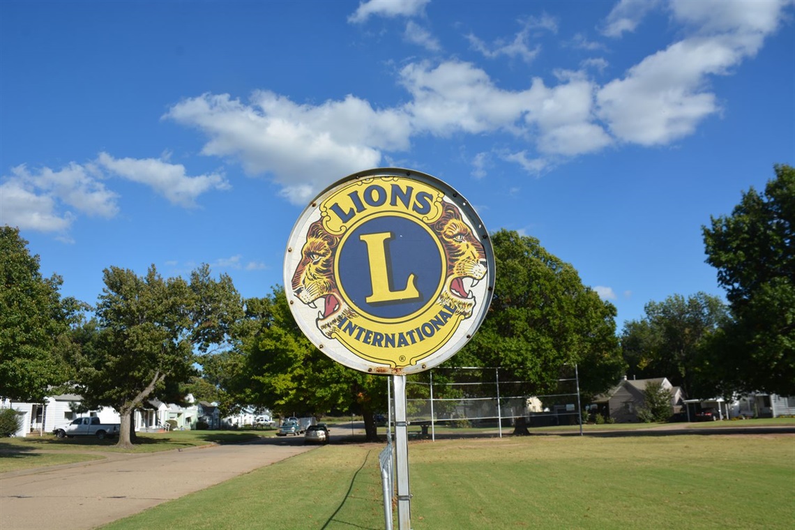 Lions Park Sign